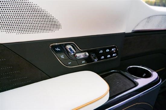 https://www.shcars.cn/upload/news/85e833e66b7b4cc68a4bda22927794b4/202404230859432941.jpg