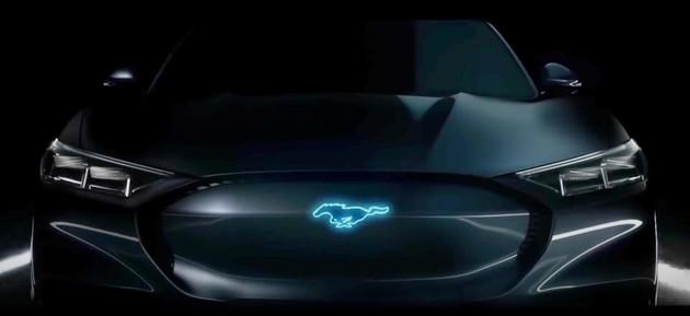 科幻造型/续航483km 福特Mustang跨界纯电版预告图
